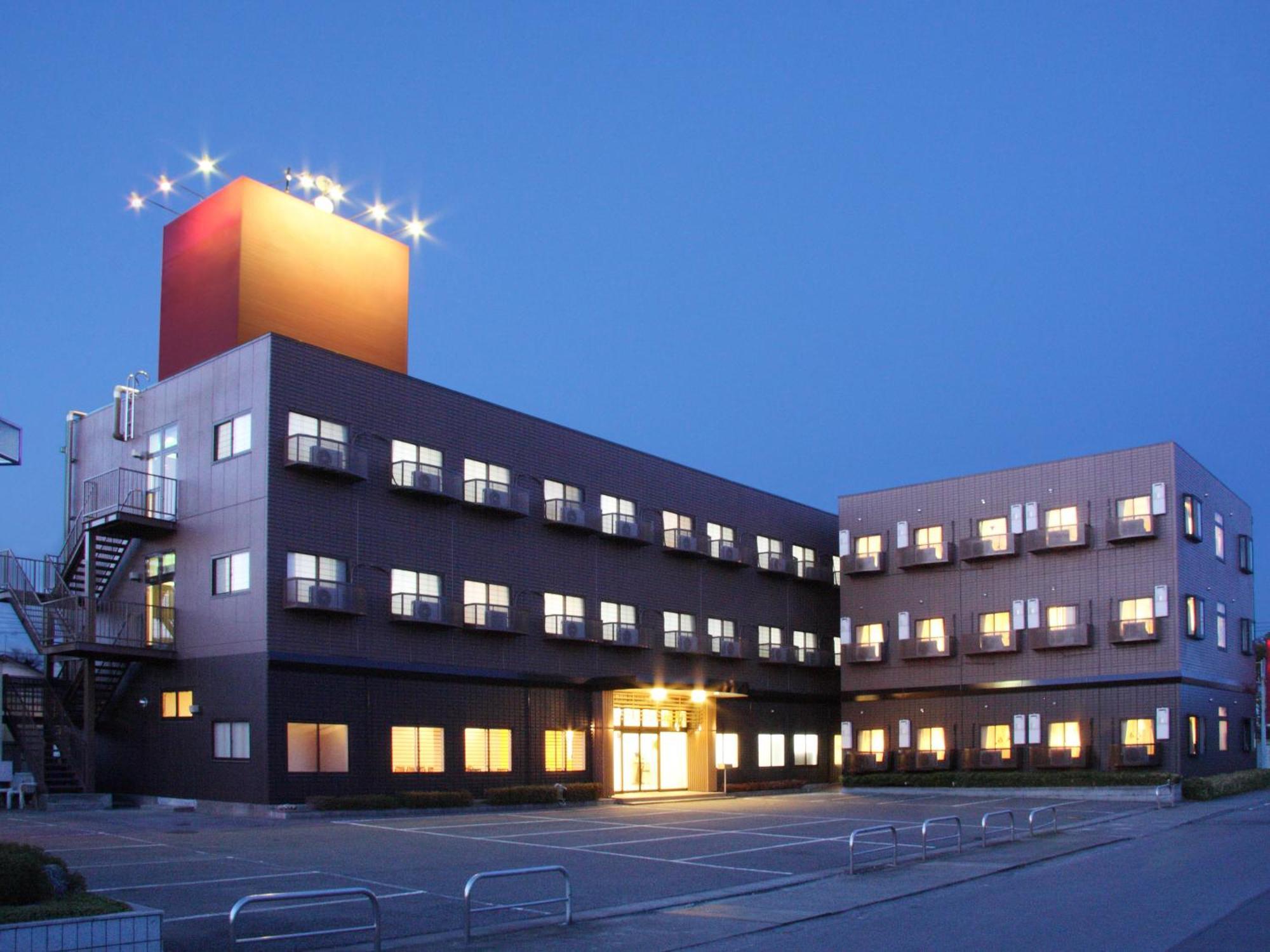 Hotel Isesaki East Exterior photo